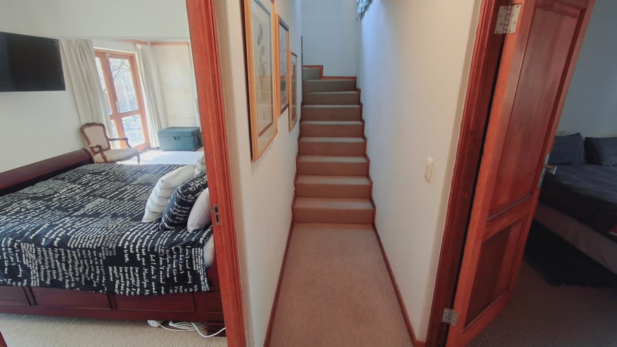 4 Bedroom Property for Sale in Boschenvaal River Front Lodges Free State